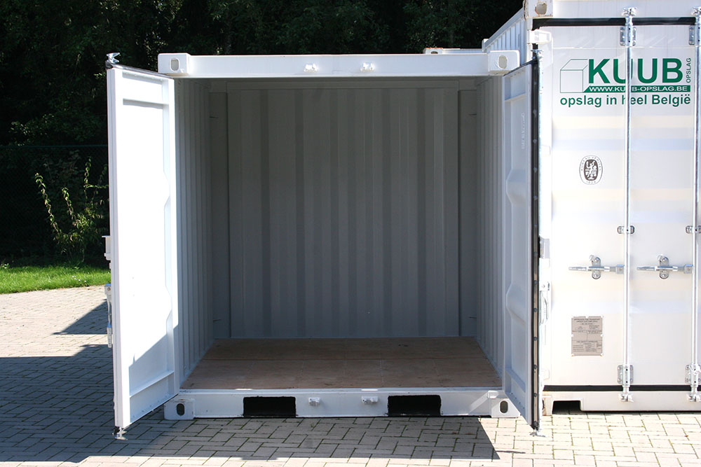 Container 10 open
